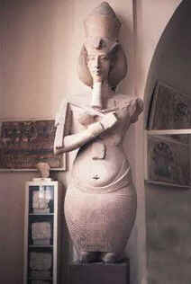 Akhenaton