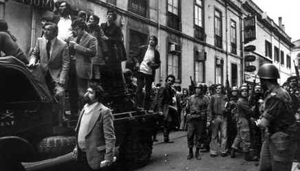 Revolução dos Cravos