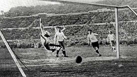 Copas do Mundo - Uruguai - 1930 Copas do Mundo -Uruguai - 1930, Primeira Copa do Mundo Aconteceu no Uruguai